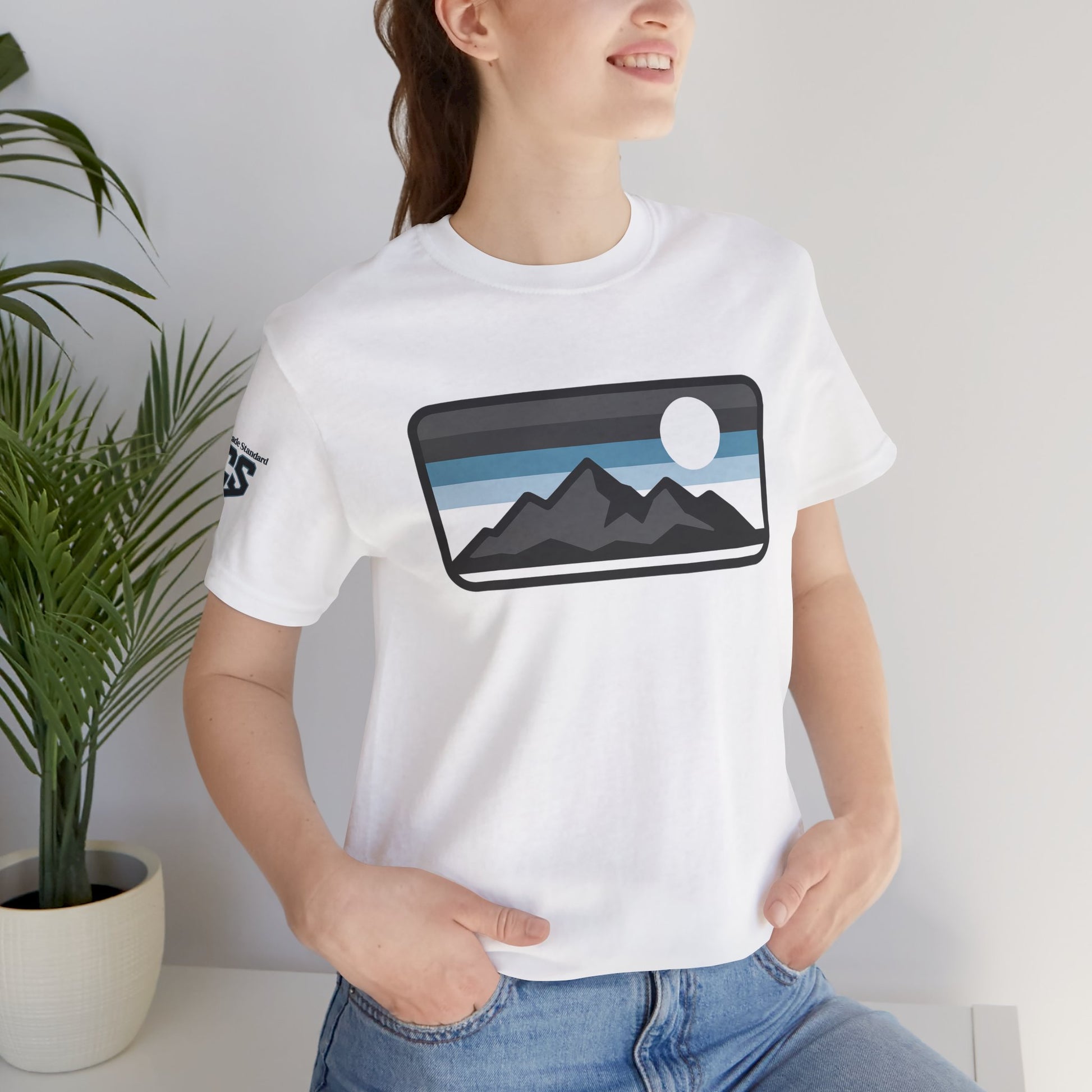 Cascade Horizon Tee – PNW Skyline Series